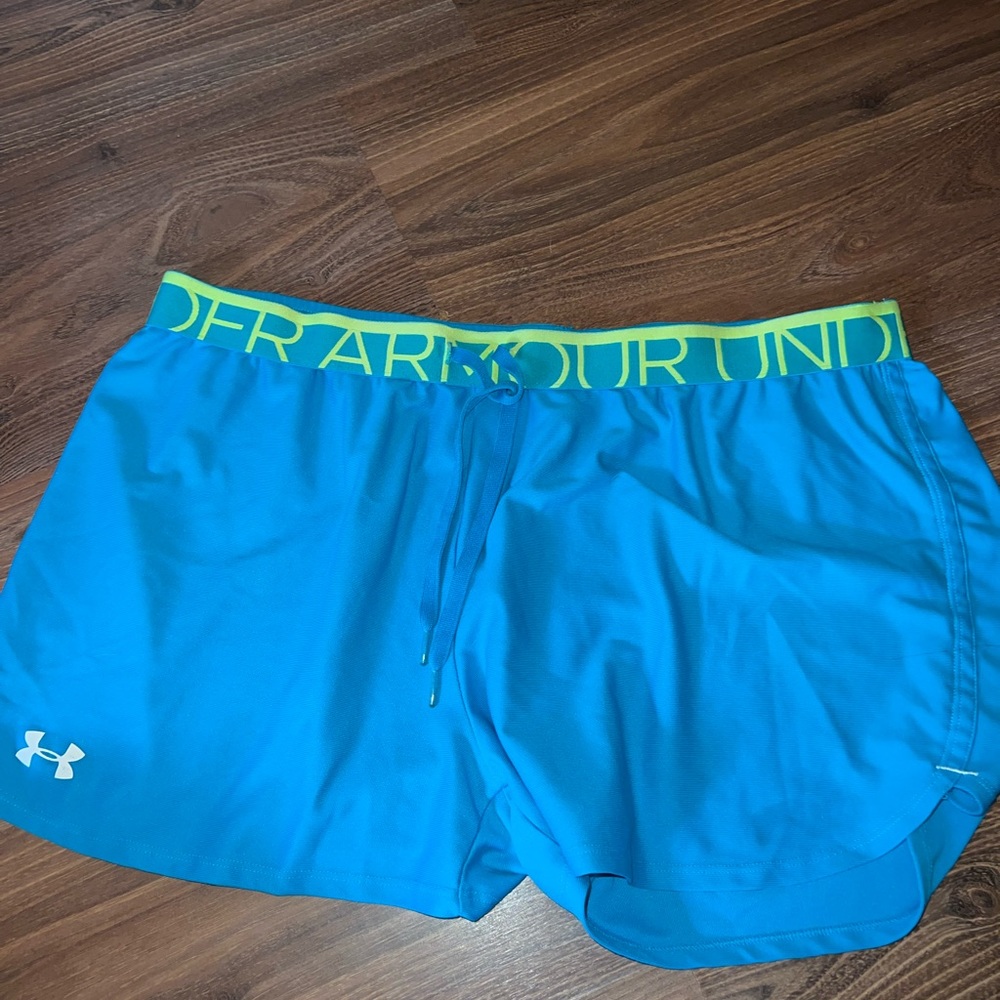 Under armor exercise shorts
